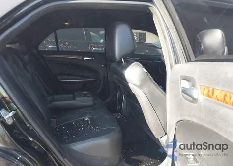 2014 Chrysler 300 z USA, uszkodzony, nr VIN 2C3CCAAGXEH355285